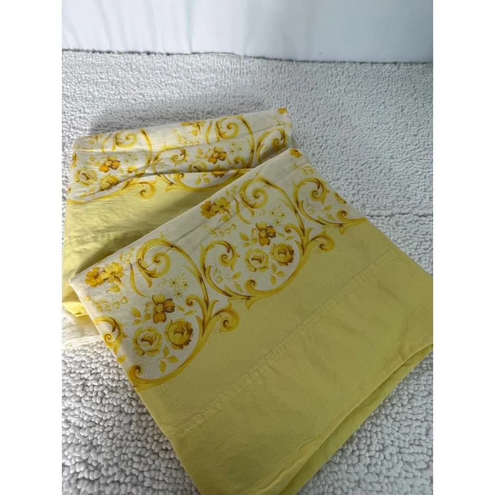 Vintage Yellow Floral Scroll Pillowcases‎ Set of 2 Queen Damask Luxury