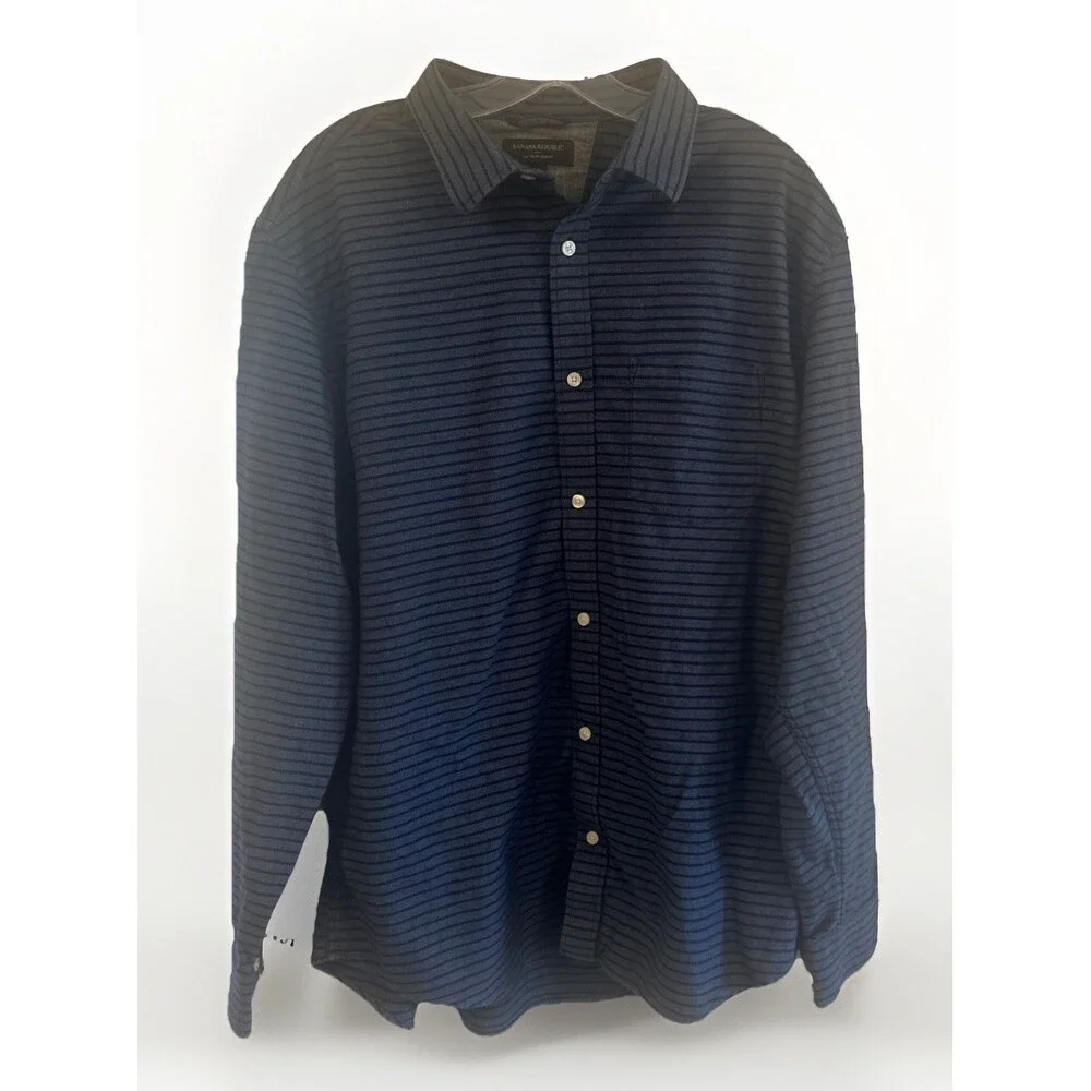 Banana Republic excellent pre
