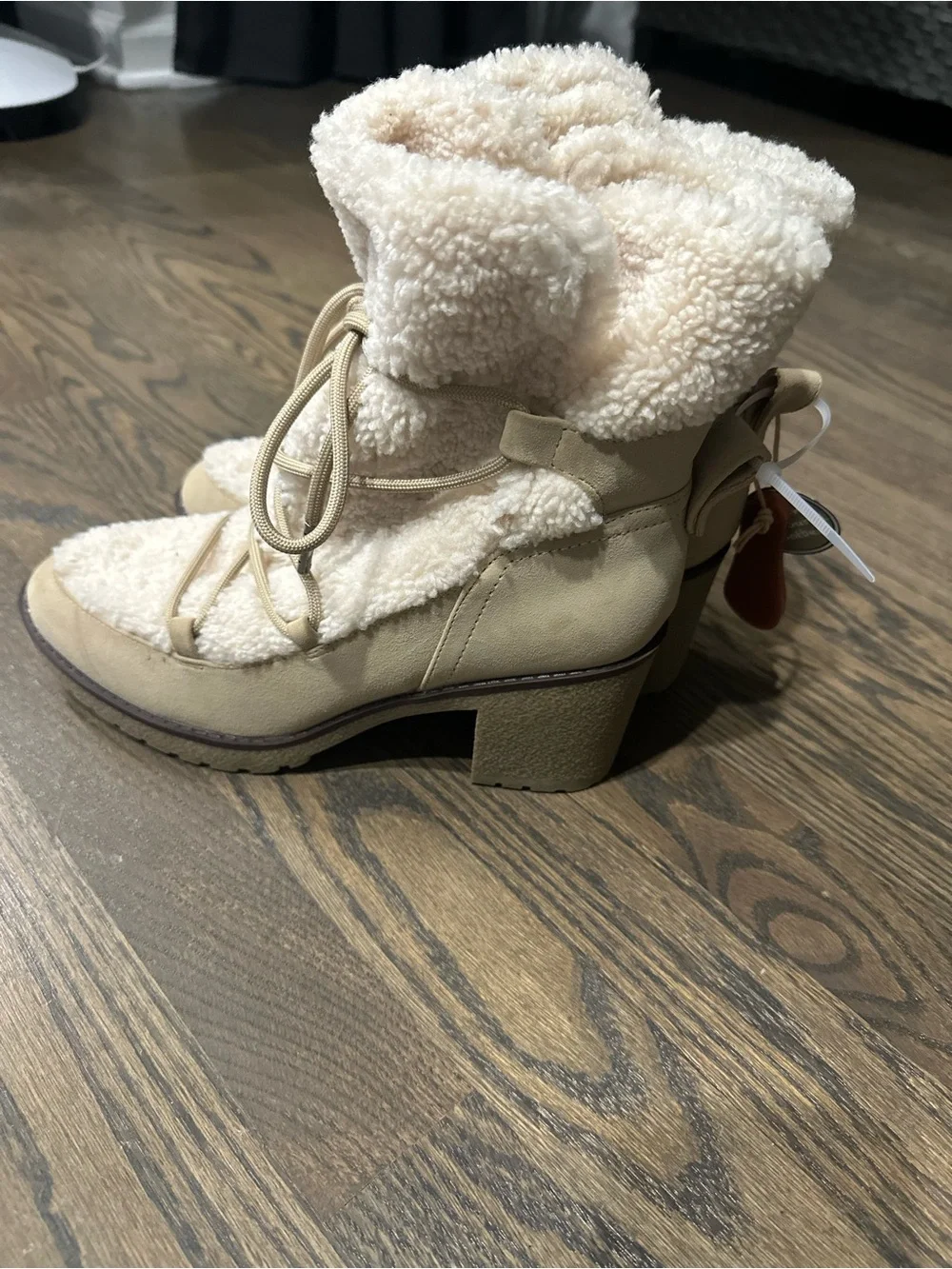 MIA cozy sherpa