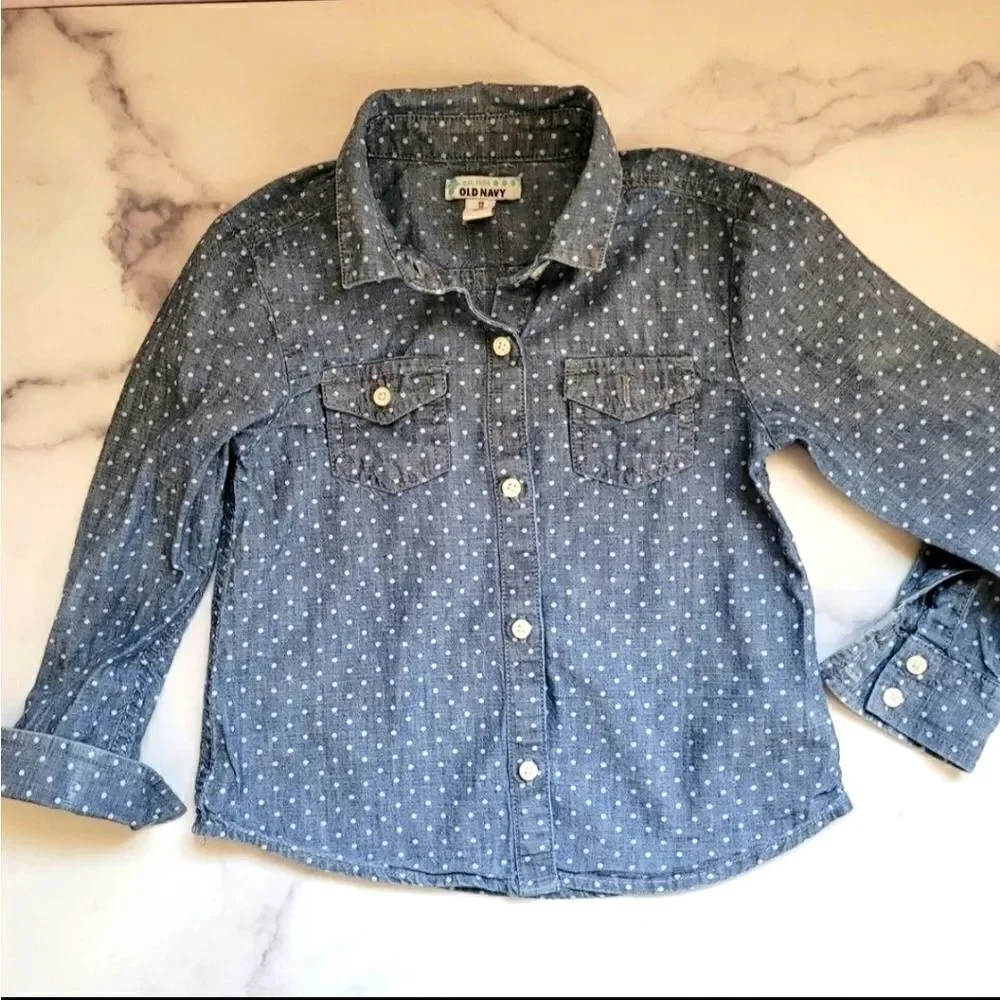 Polka dot button up collared fall shirt denim