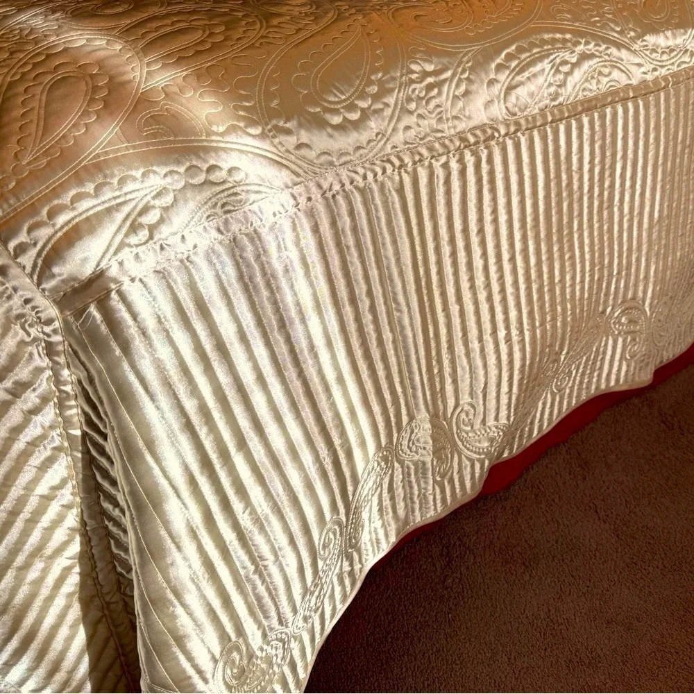 Serenta Quilted Satin Coverlet/Spread - Oversized - Gold