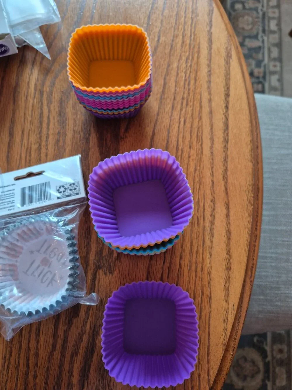 The Unbranded Brand cupcake holders