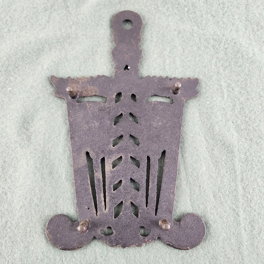 The Unbranded Brand vintage cast
