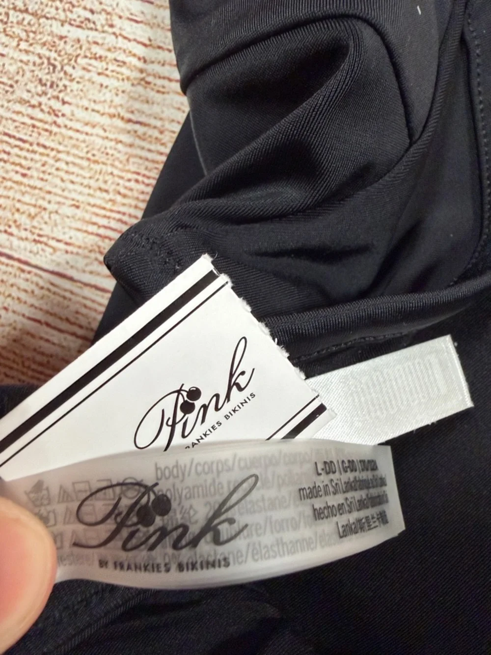 Frankies Bikinis sleek black