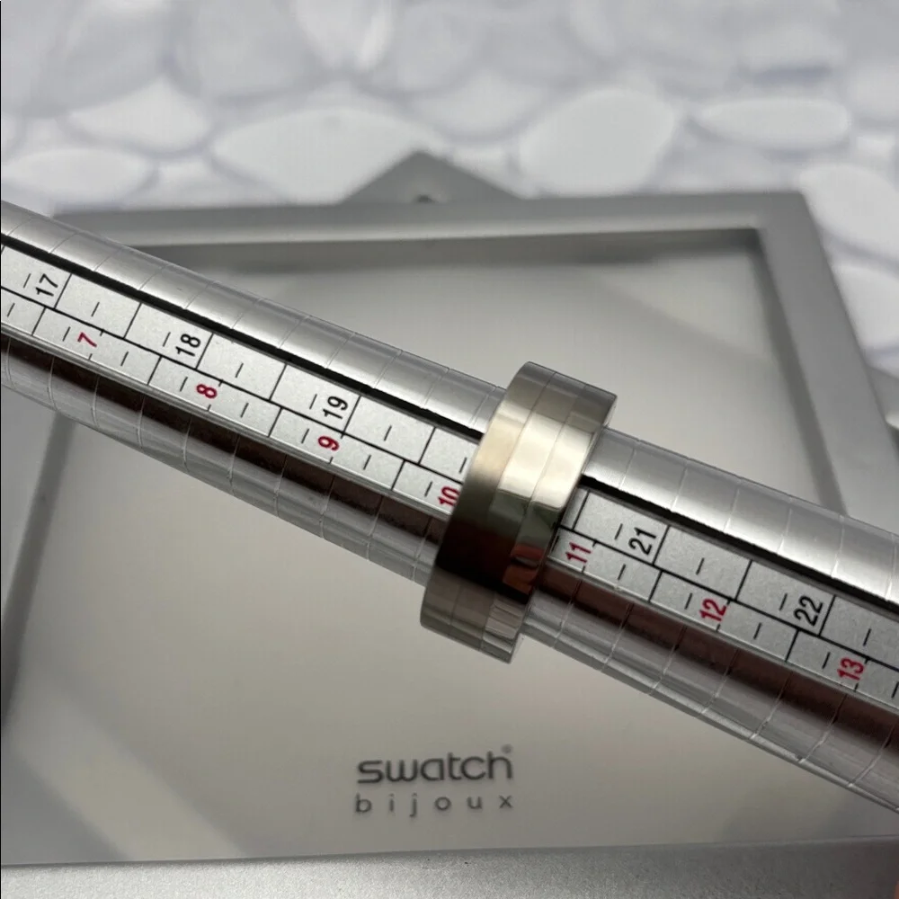 Swatch bijoux iron