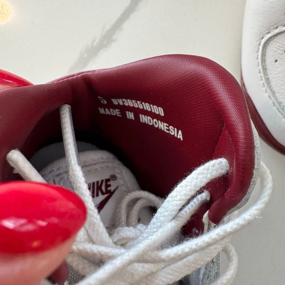 Nike euc see
