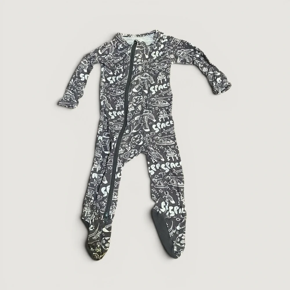 Bestaroo Bamboo Baby Boy Gray Space Footie Pajamas Zip Sleeper Bodysuit Newborn
