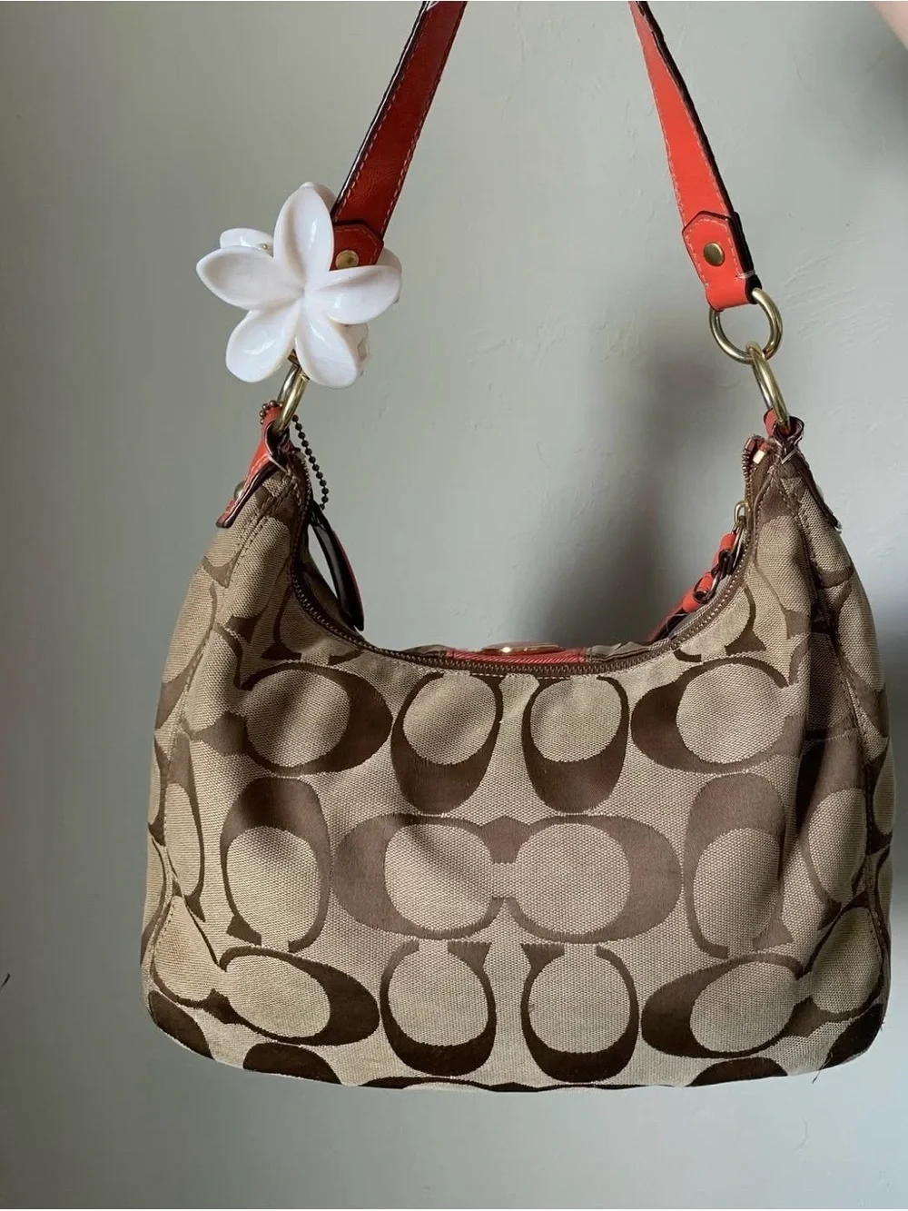 Coach branded use center