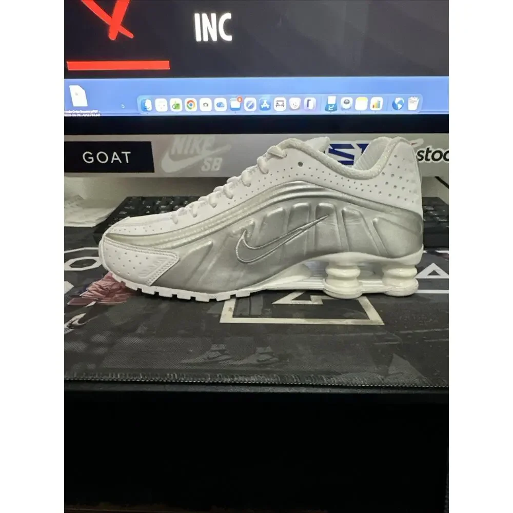 Nike thanks shopping