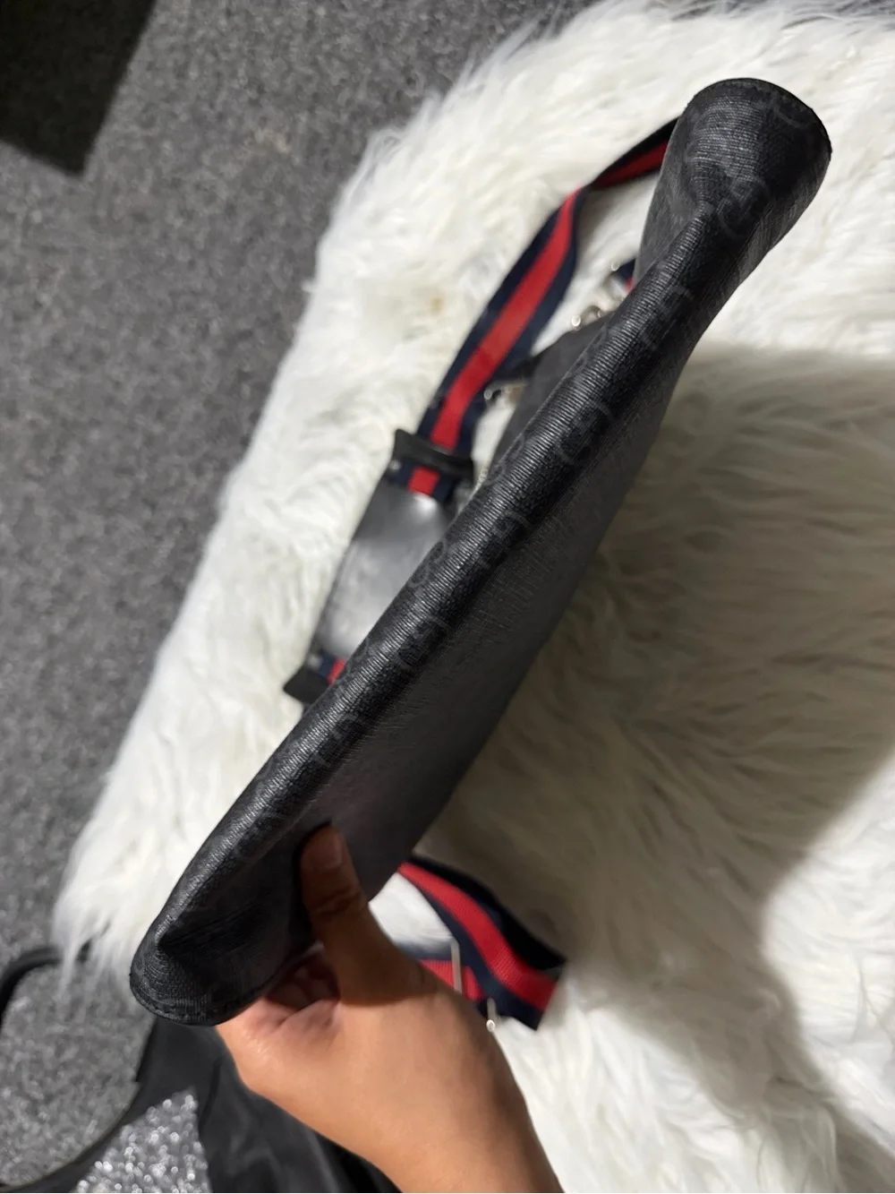 Gucci classic gg