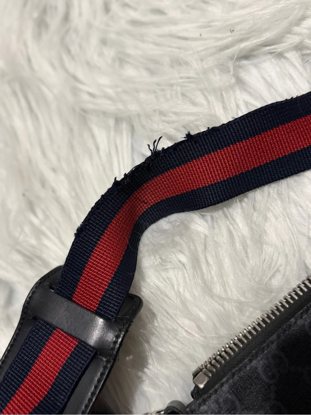 Gucci classic gg
