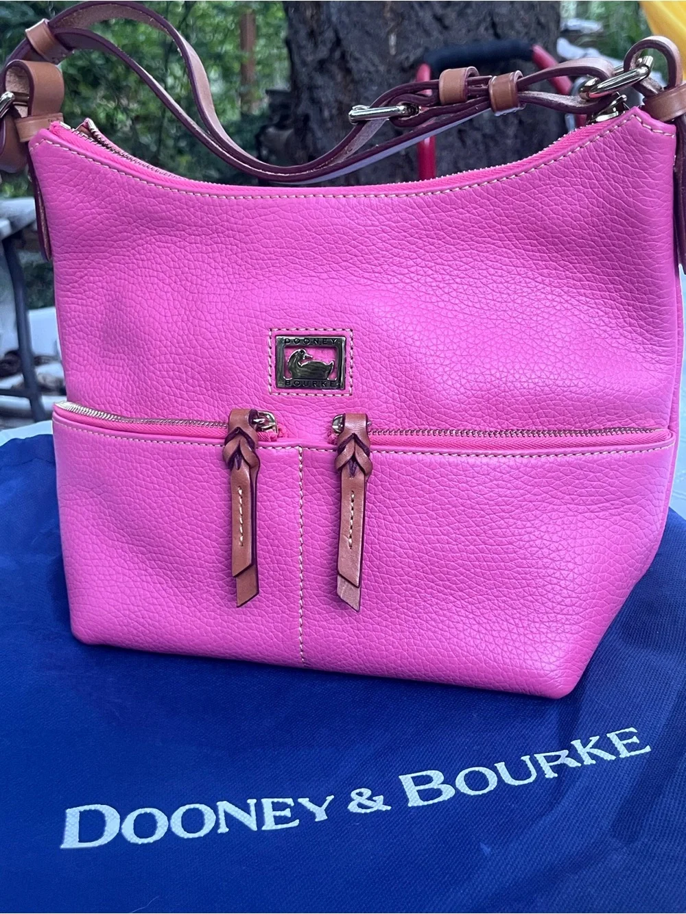 Dooney & Bourke compact dooney
