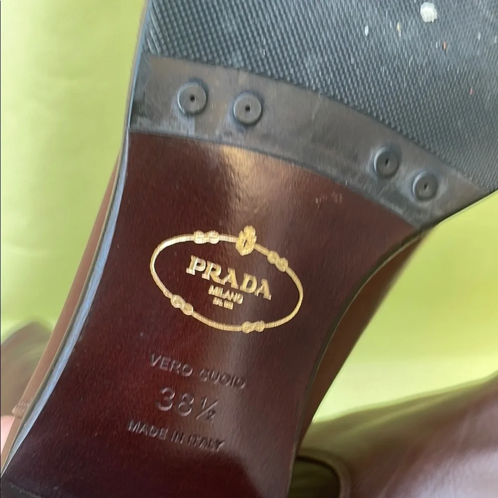 Prada absolutely gorgeous