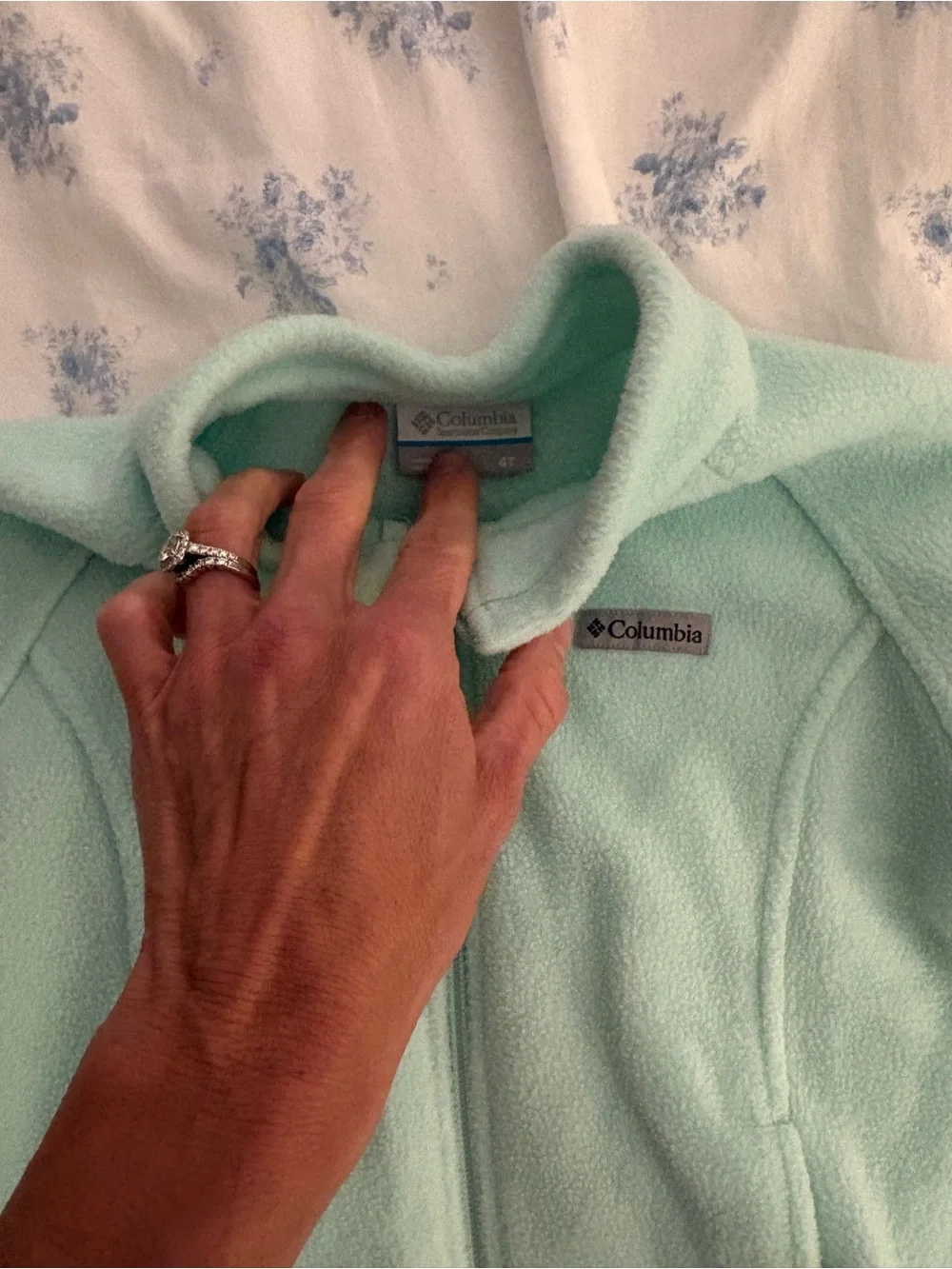 Columbia soft fleece