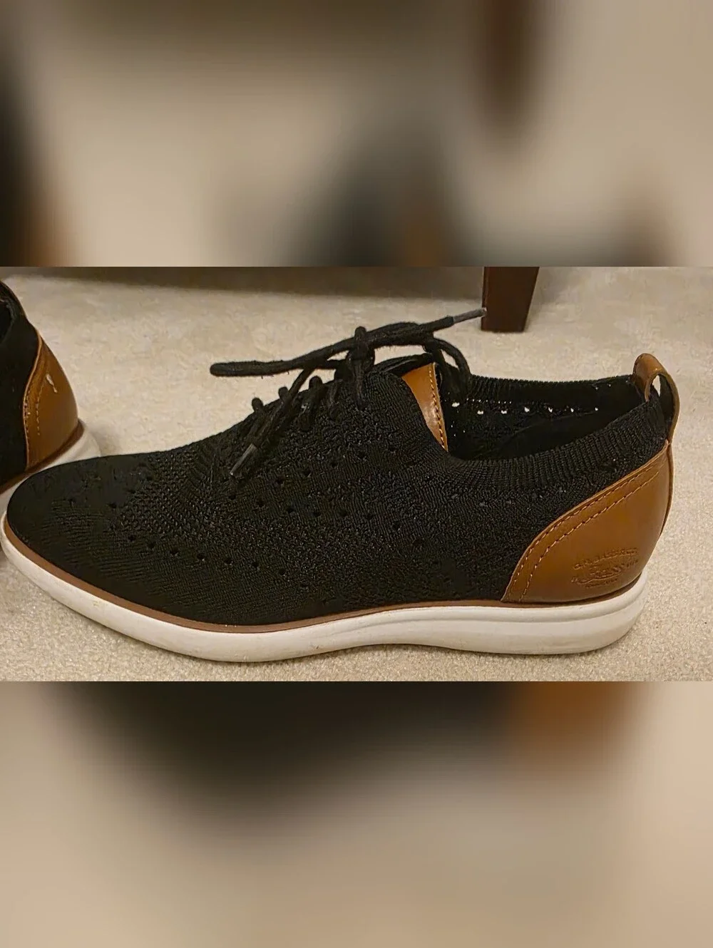 G.H. Bass & Co. lightweight knit