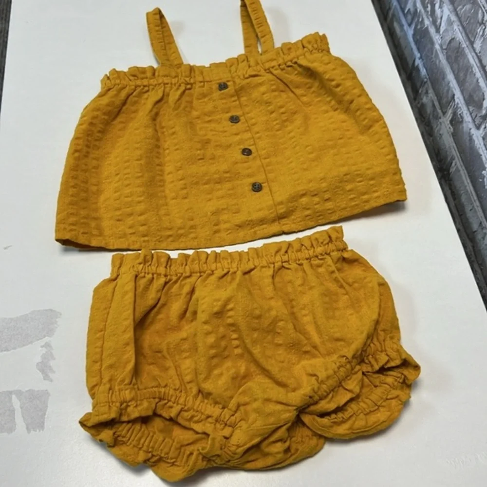 Old Navy baby girls
