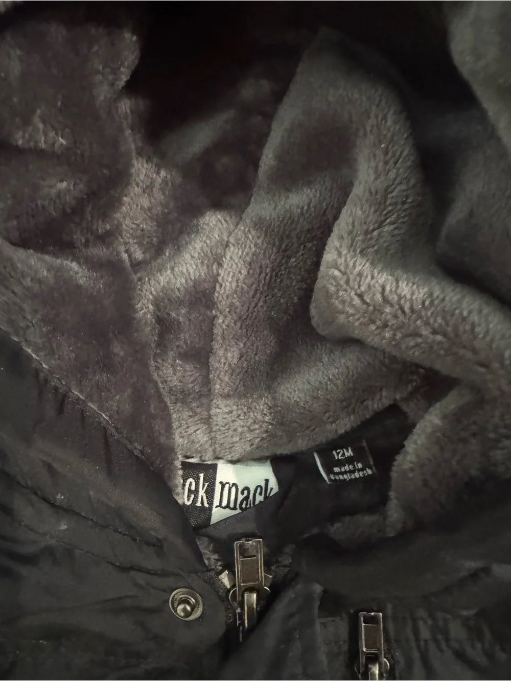 Mick Mack cozy hooded