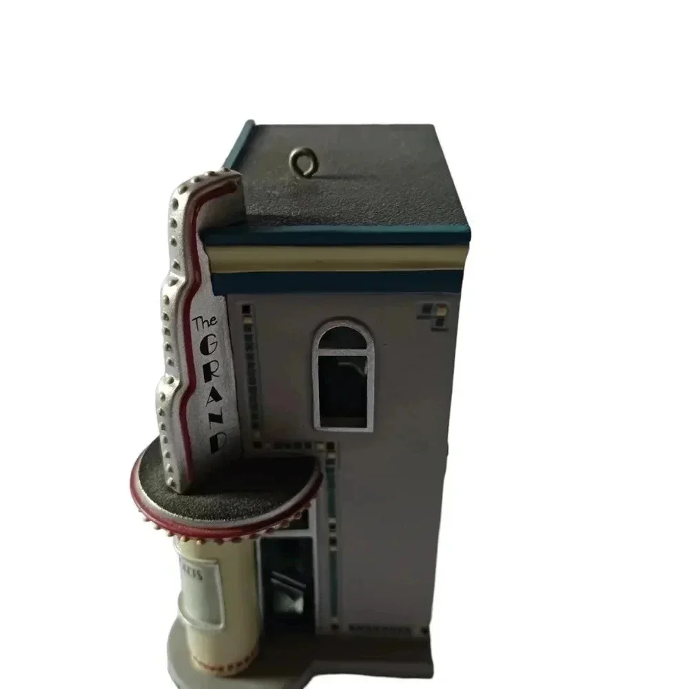 Hallmark keepsake ornament