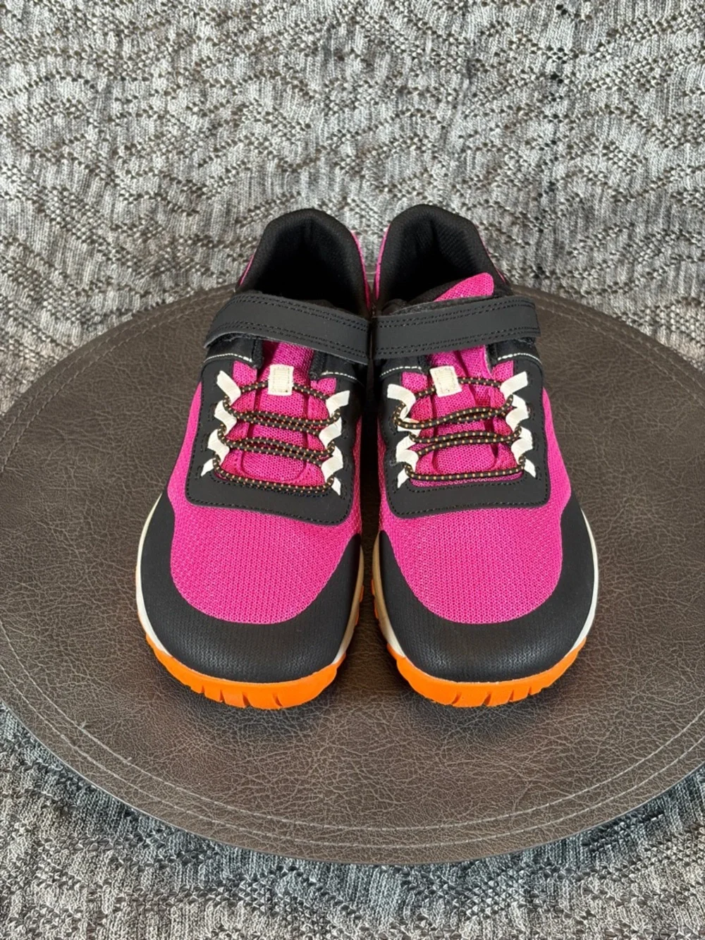 Merrell Big Kids Trail Glove A/C size 6.5 Walking shoe sneaker