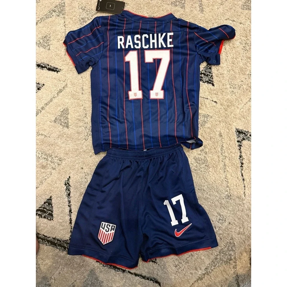 Nike usa little