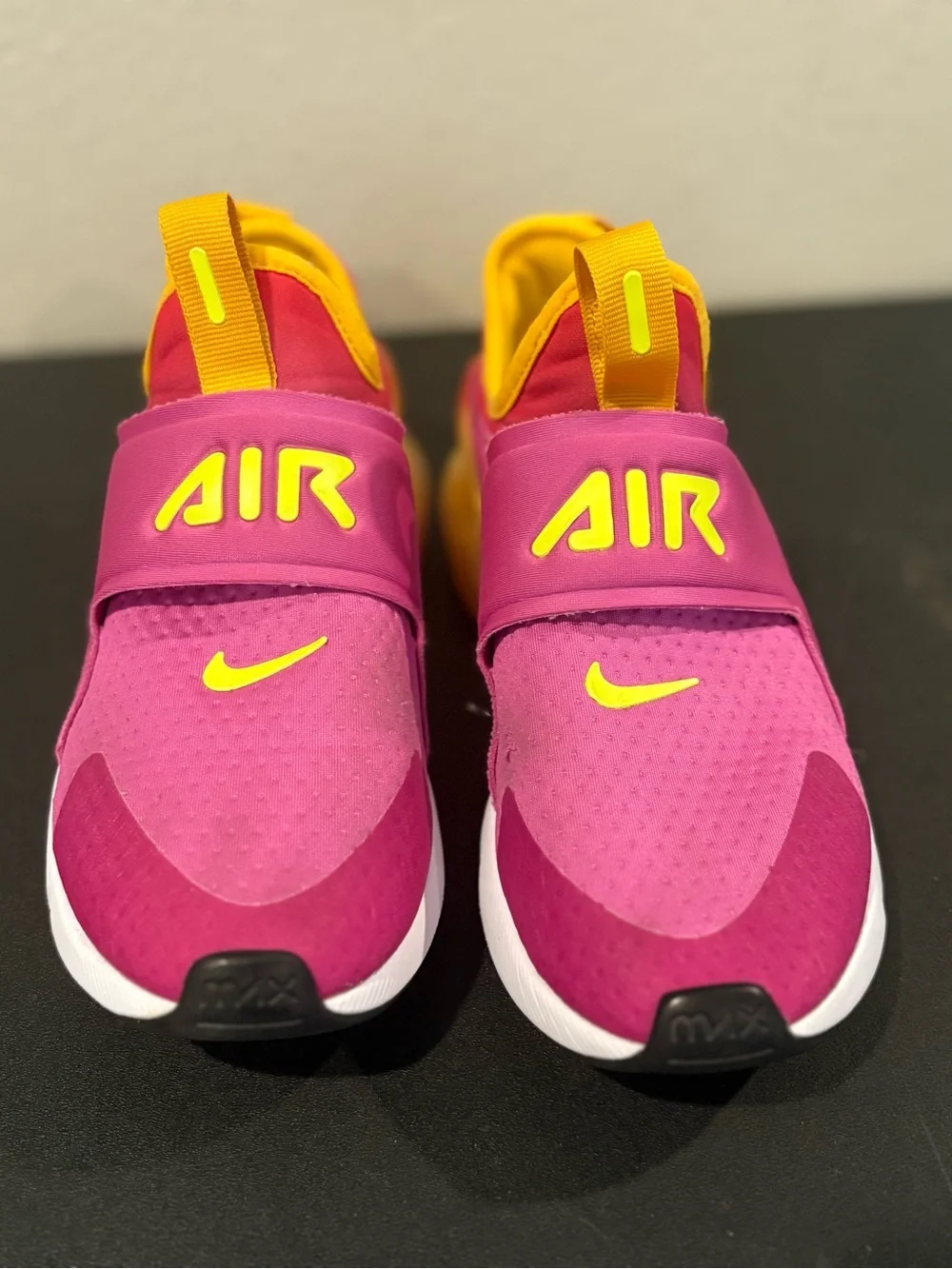 Nike slip sneakers
