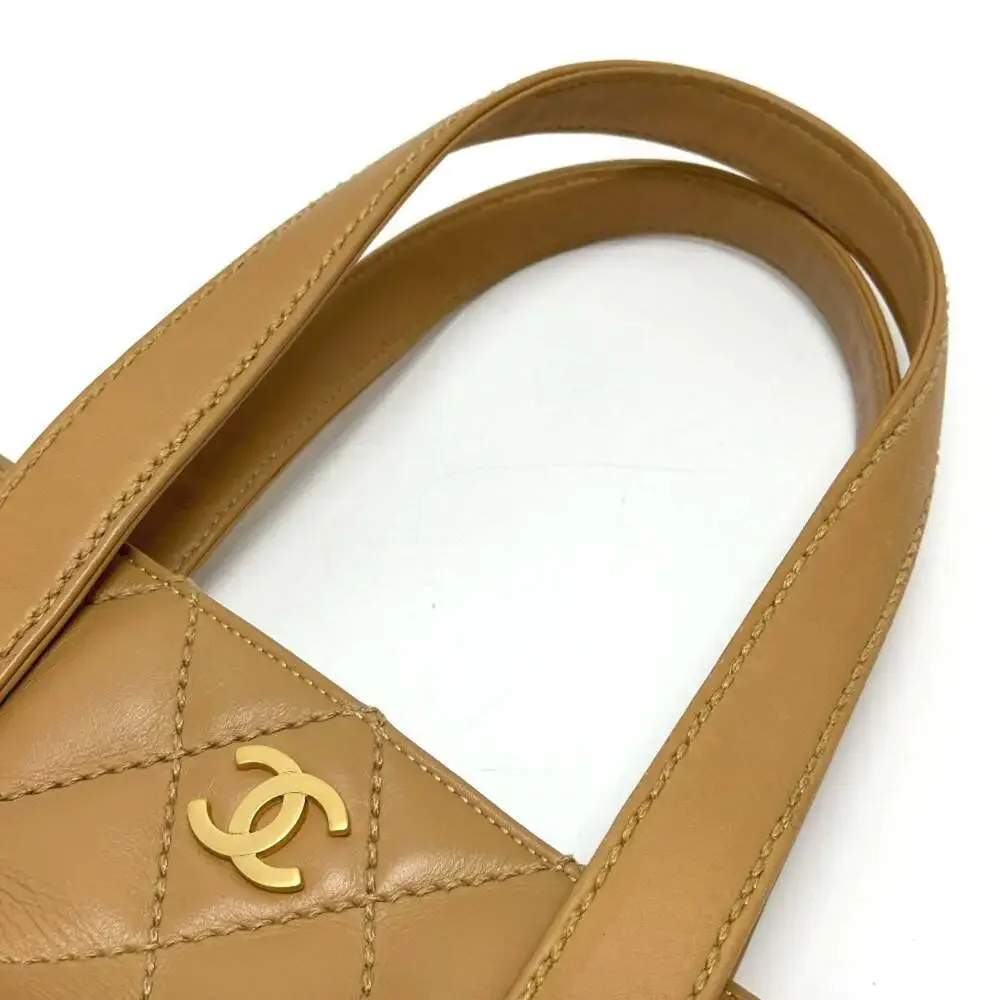 CHANEL cream tote