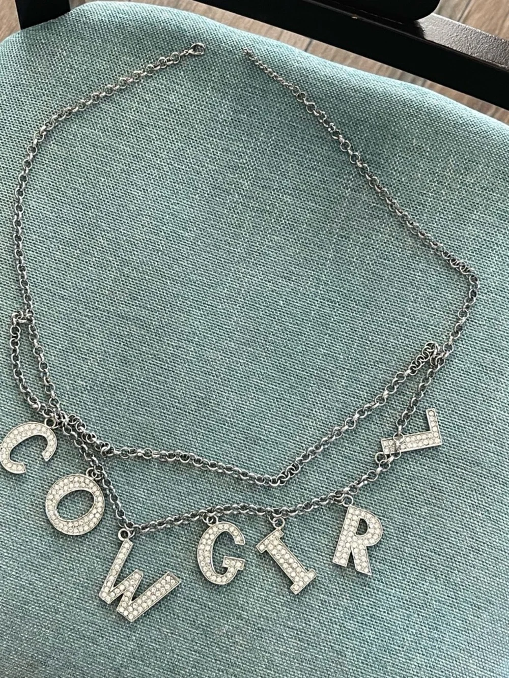 N/A shiny silver