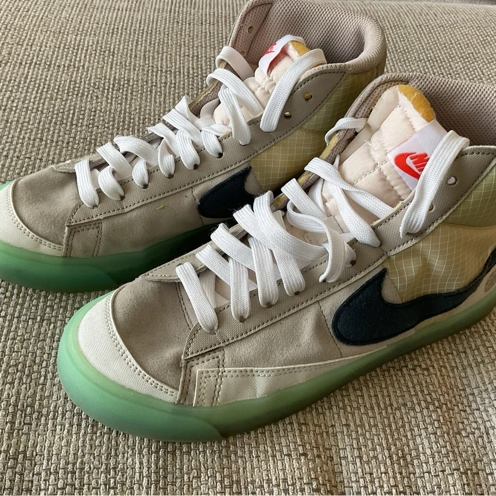 Nike stylish sneakers