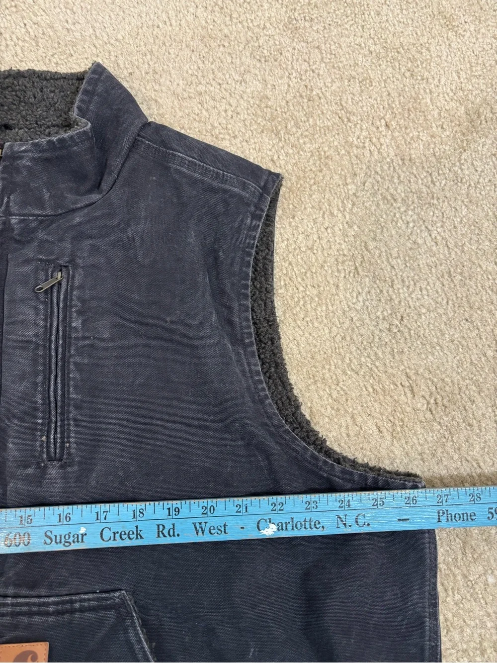 Carhartt vintage v33