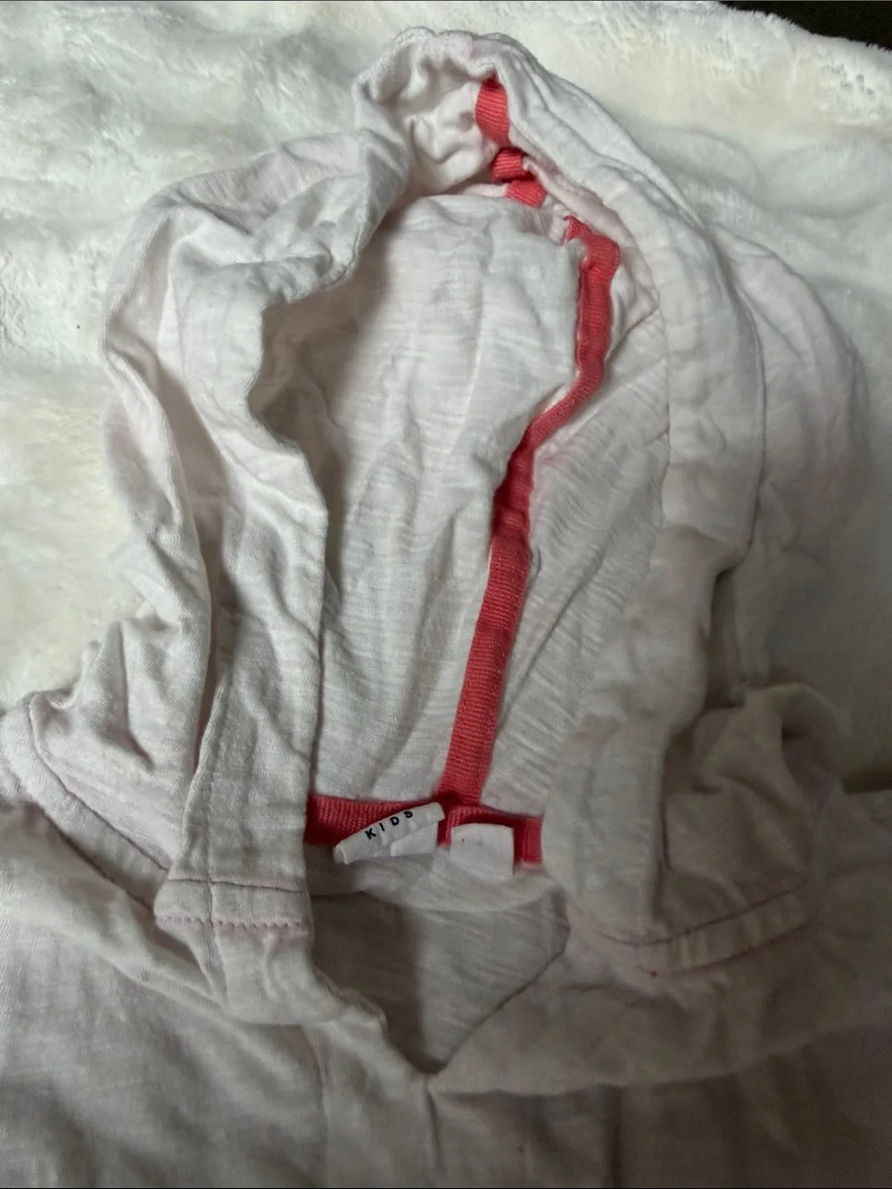 GAP lightweight white