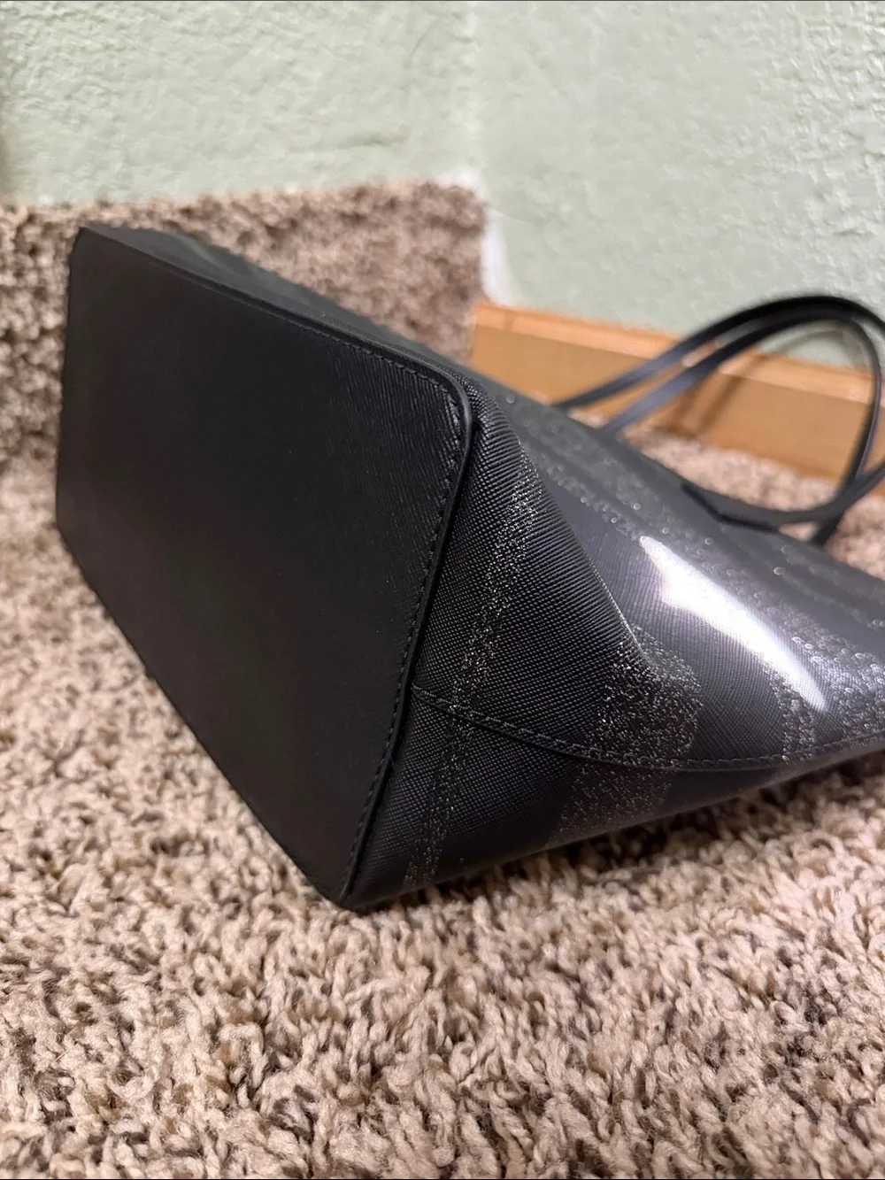 kate spade callout scratch
