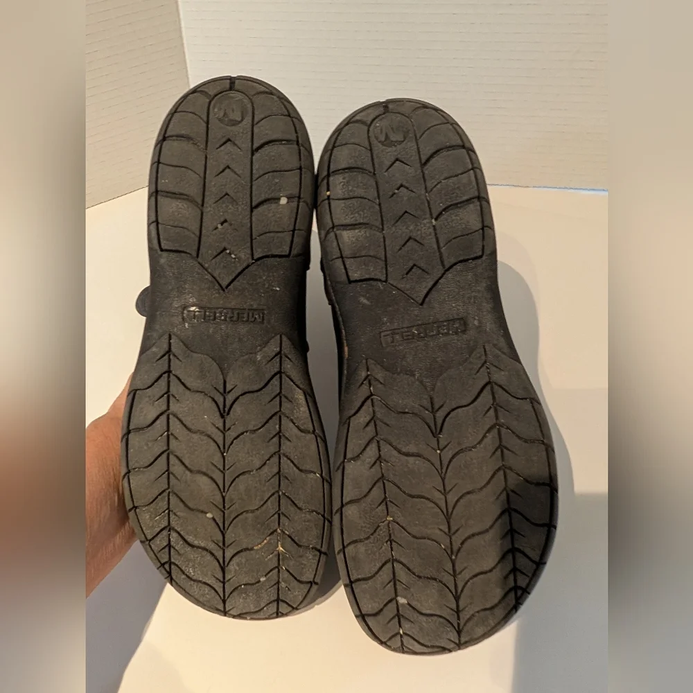 Merrell cozy stylish