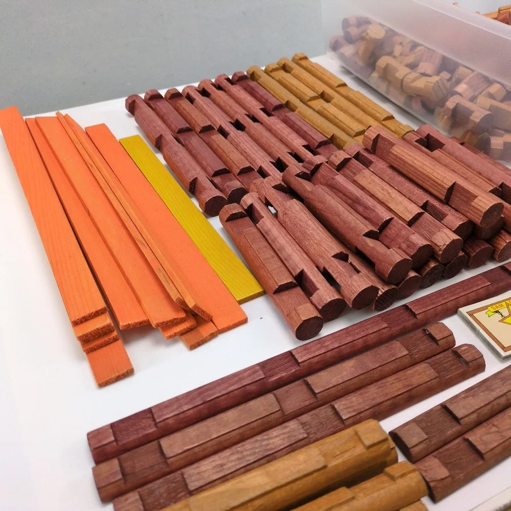 Lincoln Logs vintage 70s