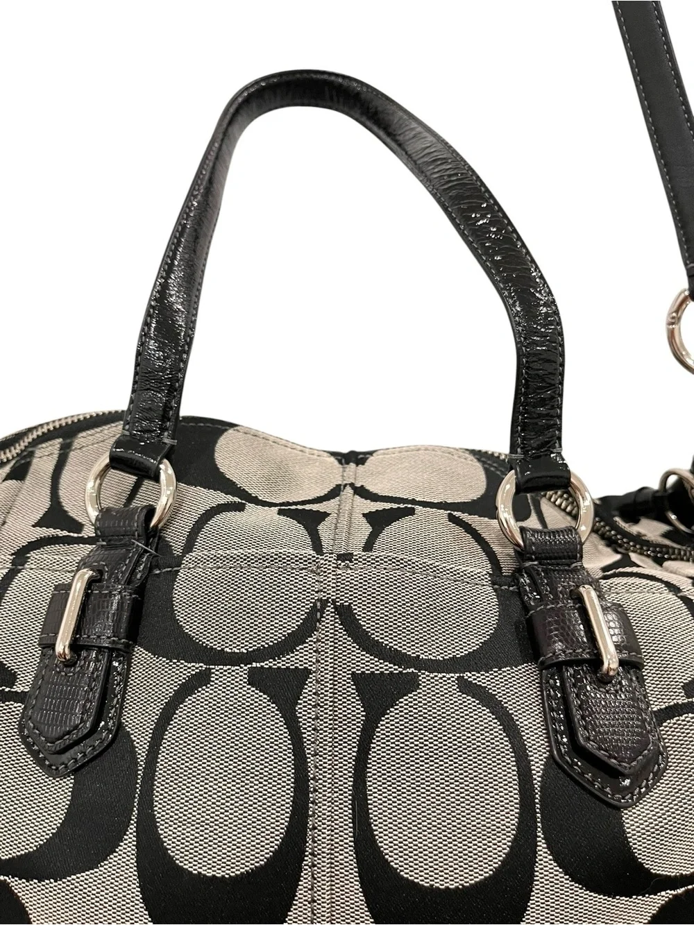 Coach classic monogram