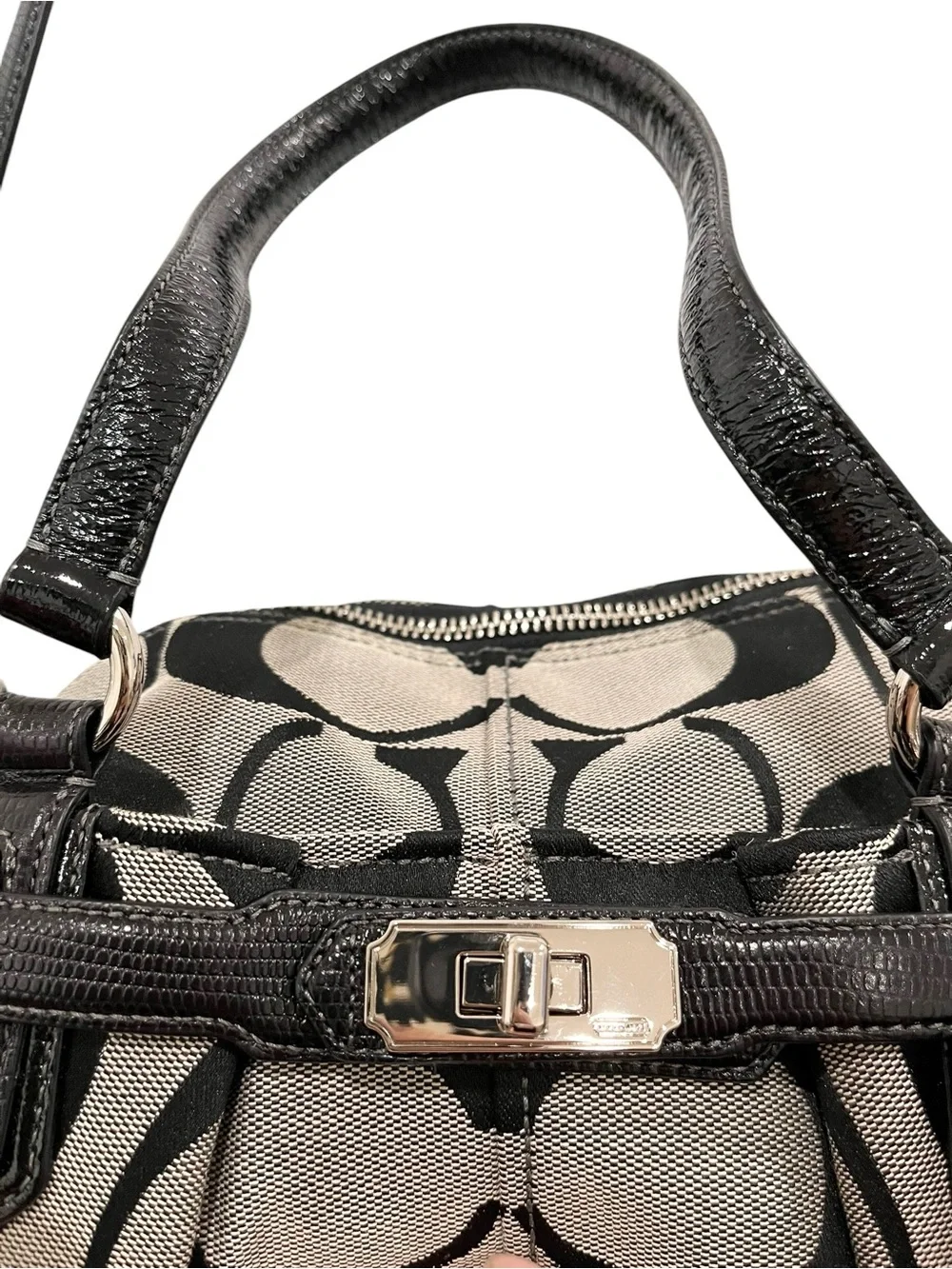 Coach classic monogram