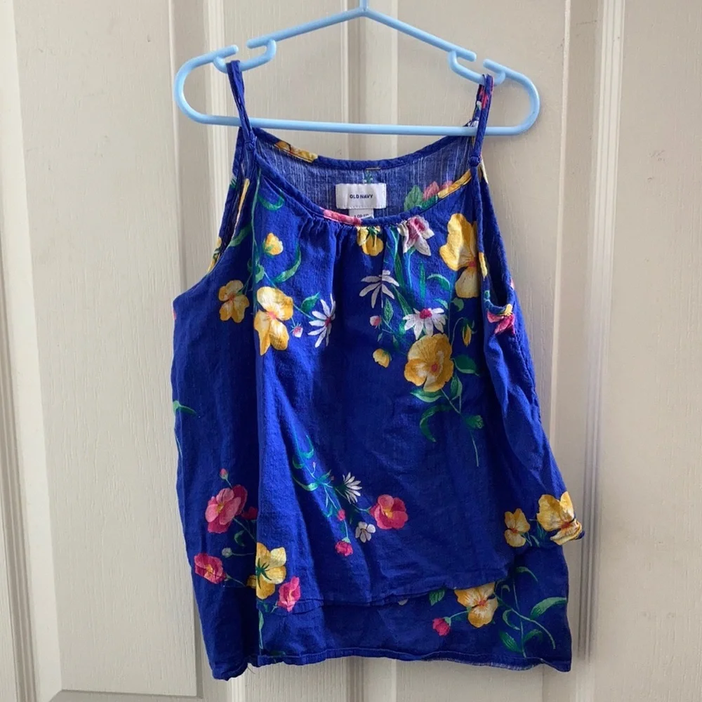 FINAL MARKDOWN Girls old navy top large 10/12