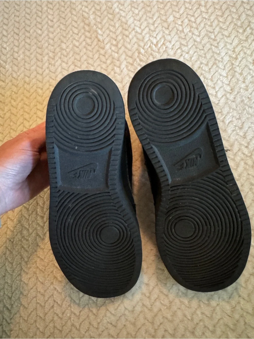 Nike classic black