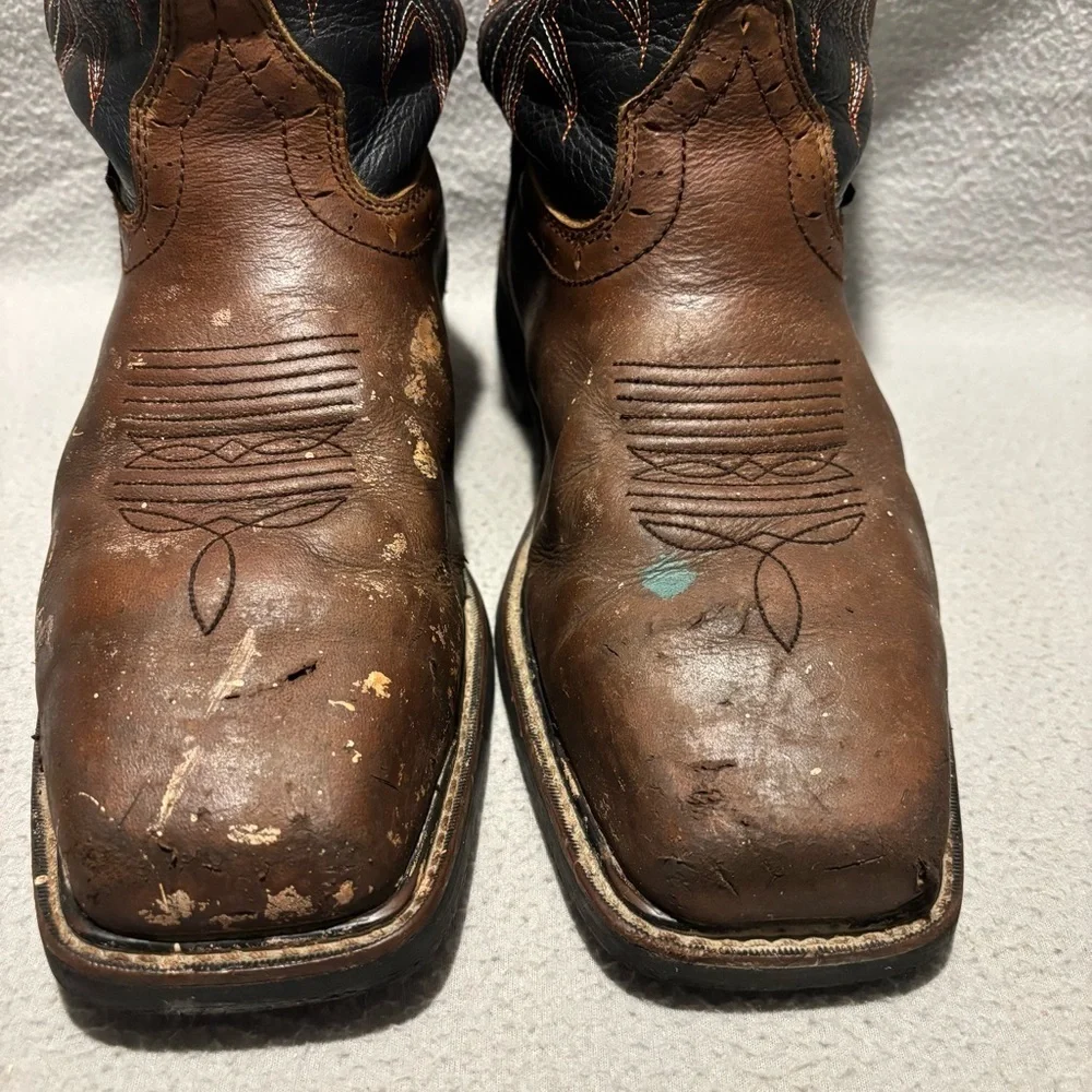 Justin Boots questions leave
