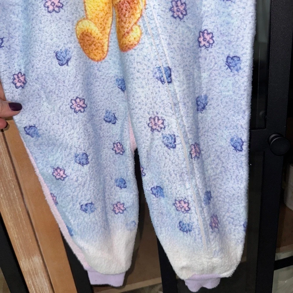 Vintage 90s Winnie The Pooh coverall onesie baby toddler fleece disney flowers