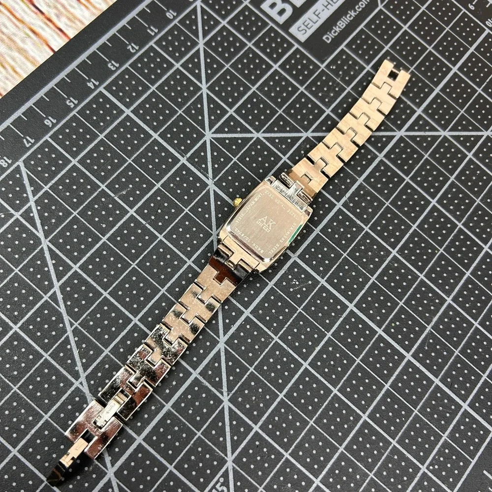Anne Klein anne klein