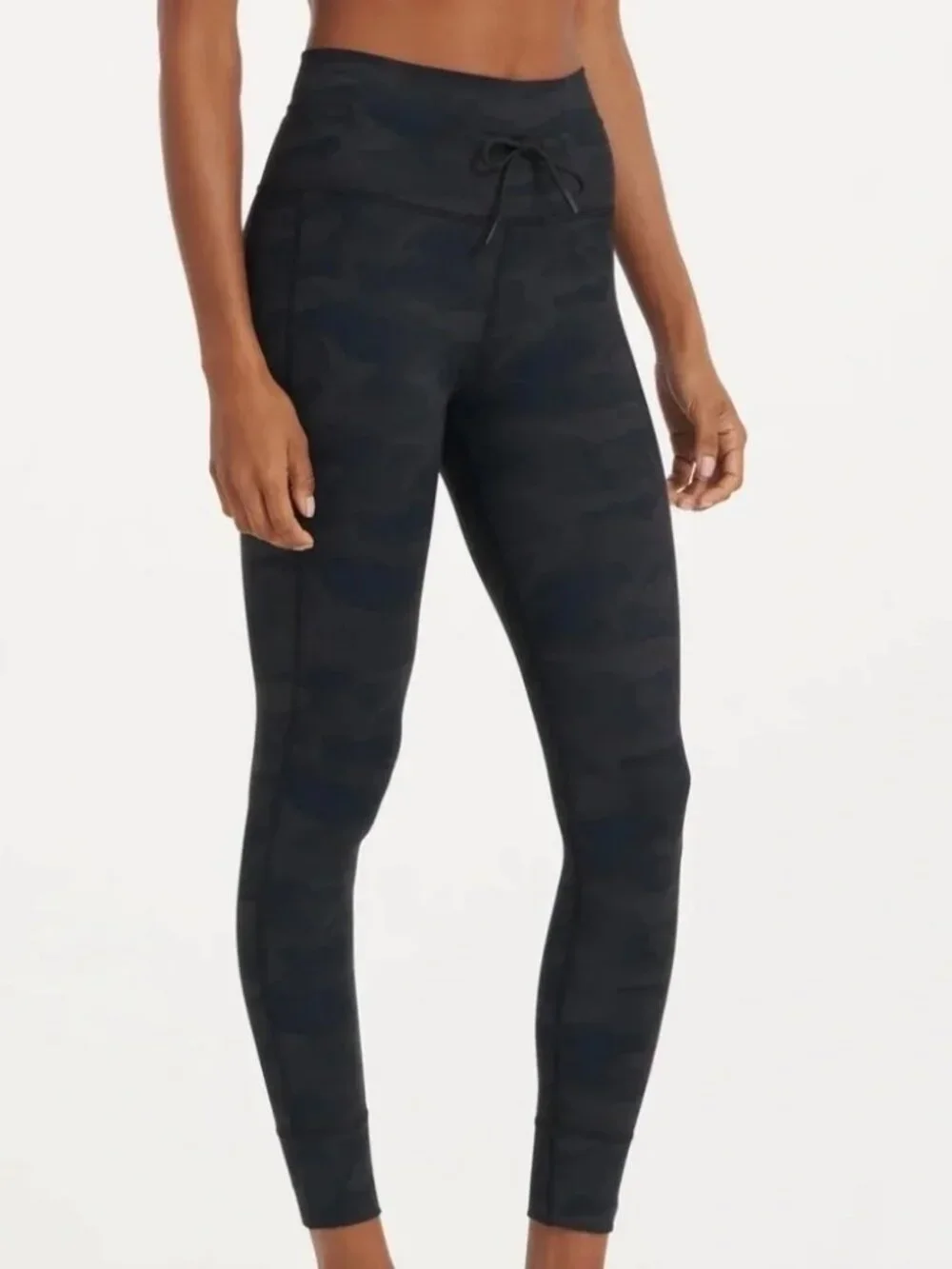 Vuori Daily Jogger Camo Leggings S