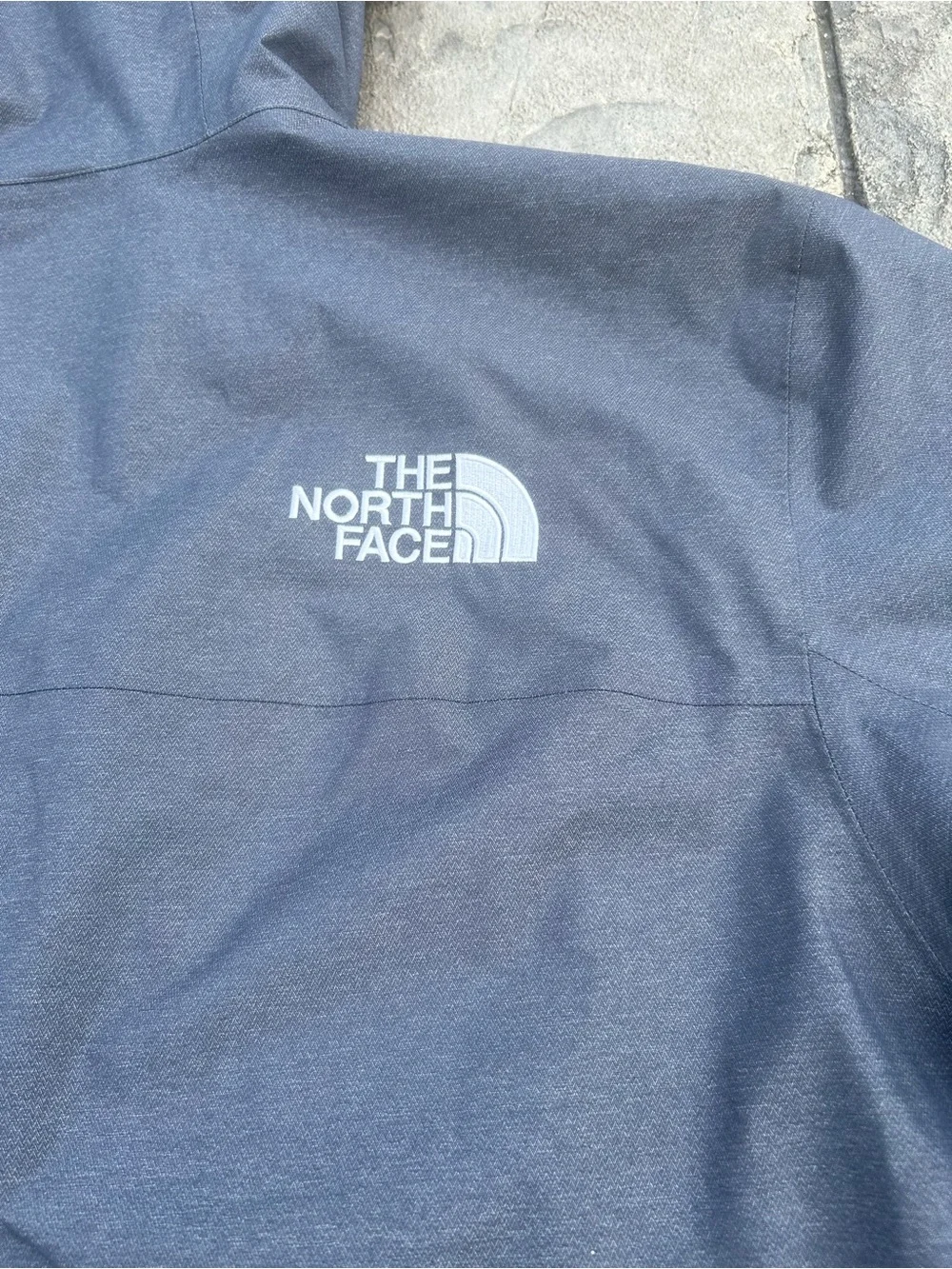 The North Face Gotel Grey Hooded Rain Jacket Mens XL