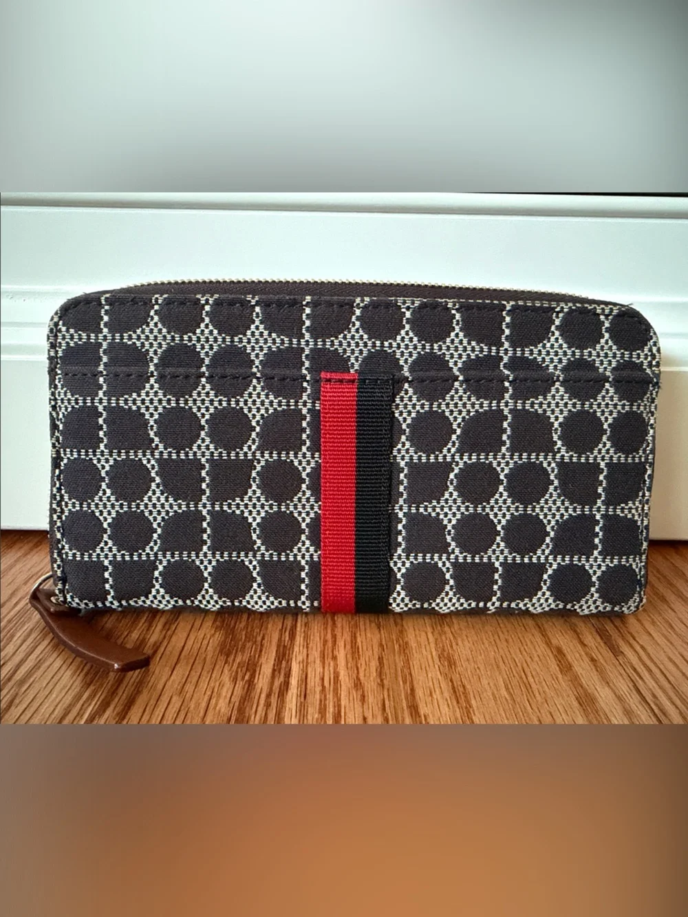 kate spade brown & white Geo Print Zip Wallet with Red Stripe