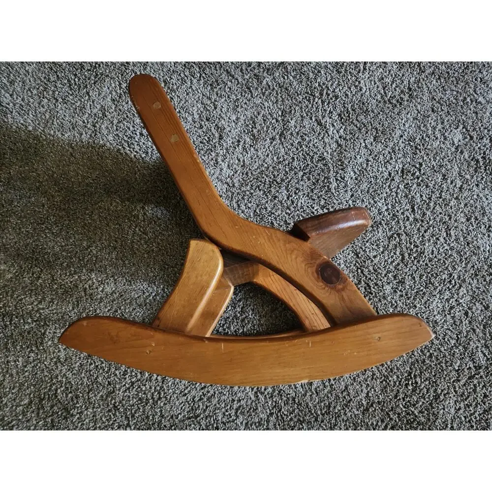Unbranded folding solid