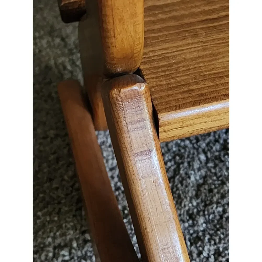 Unbranded folding solid