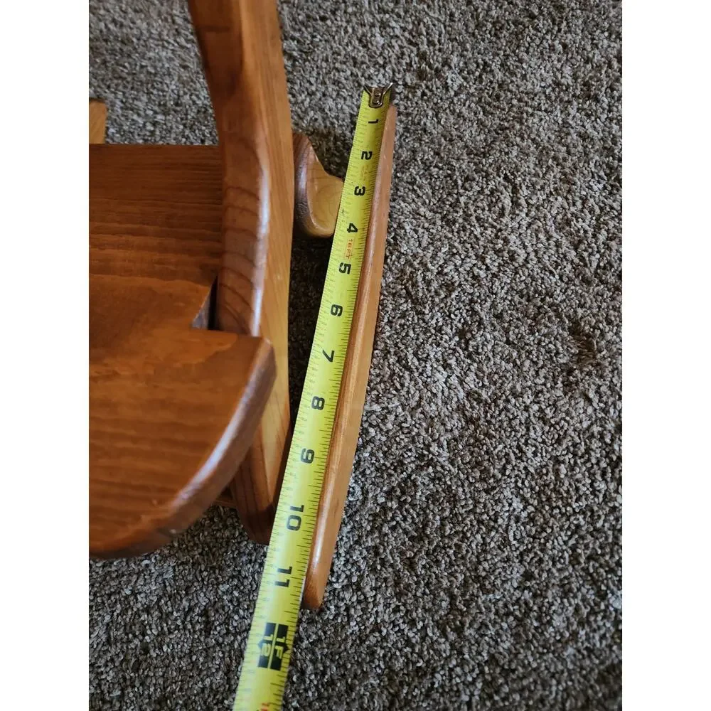 Unbranded folding solid