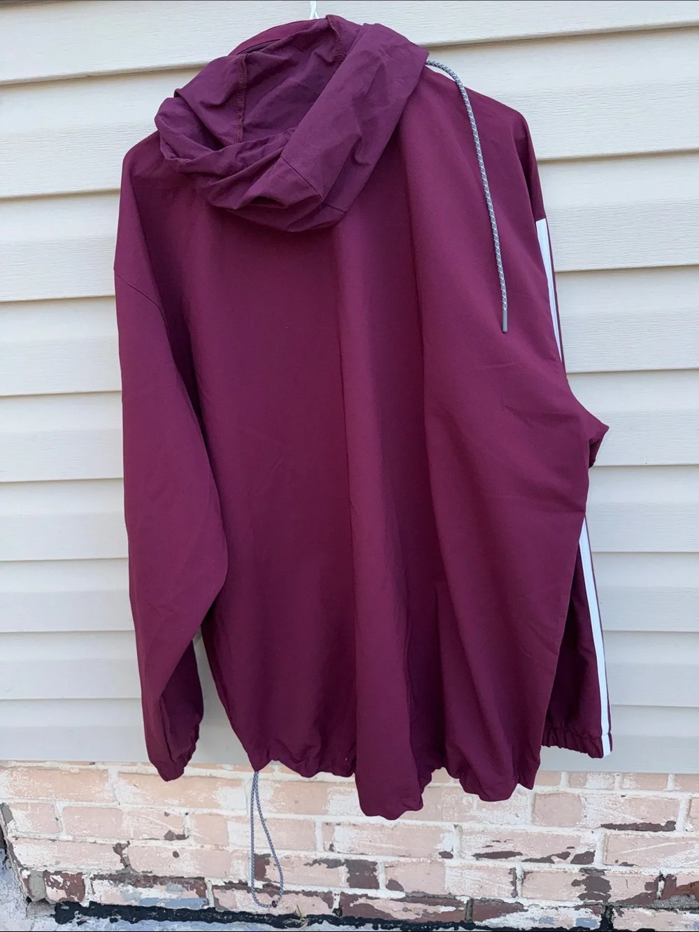 adidas hooded logo half