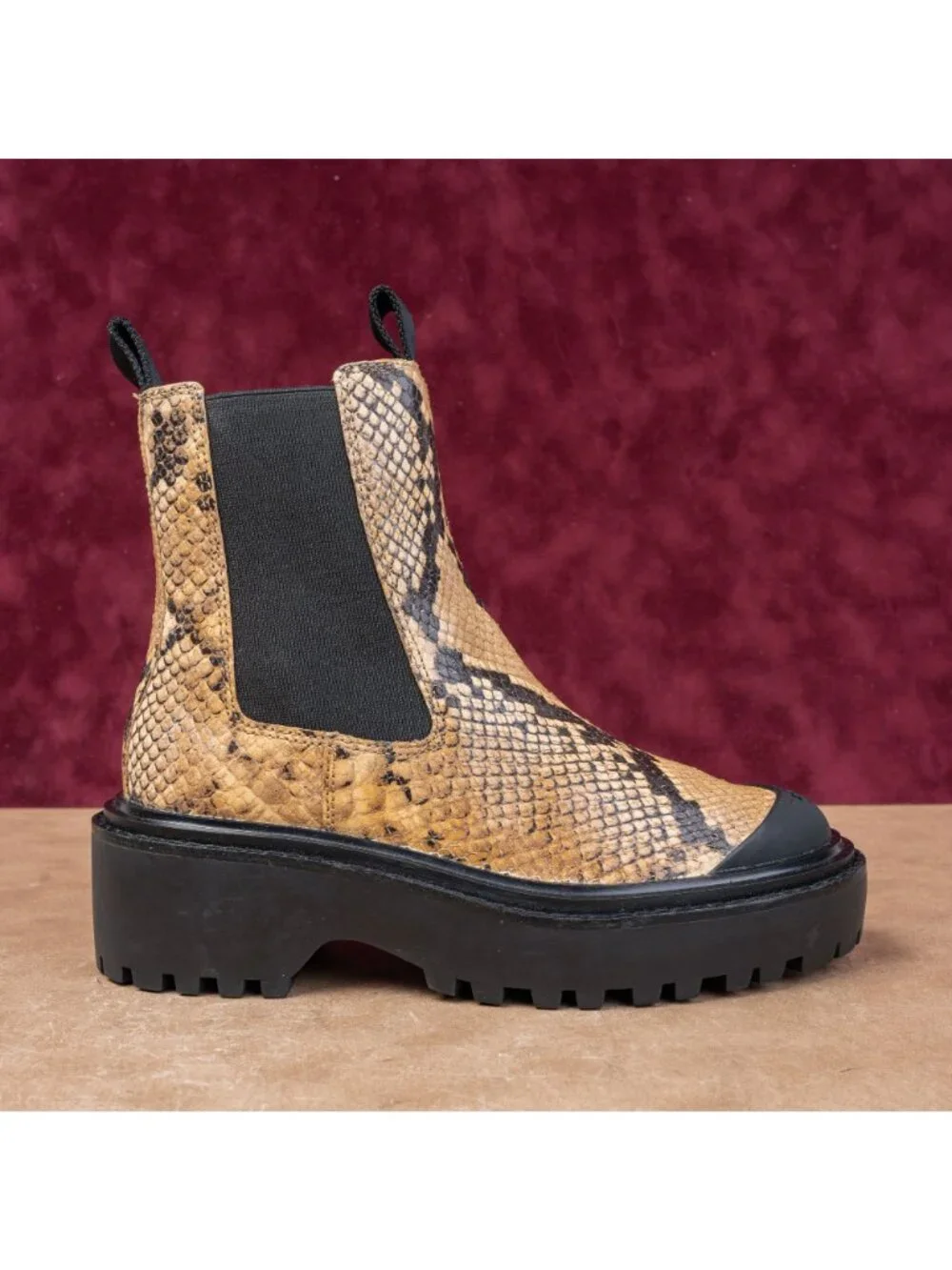 Tory Burch new no