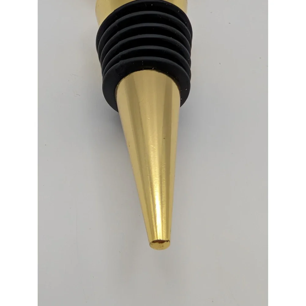Gold Tone Heart Wine Bottle Stopper Decorative Barware Rubber Seal 4.5