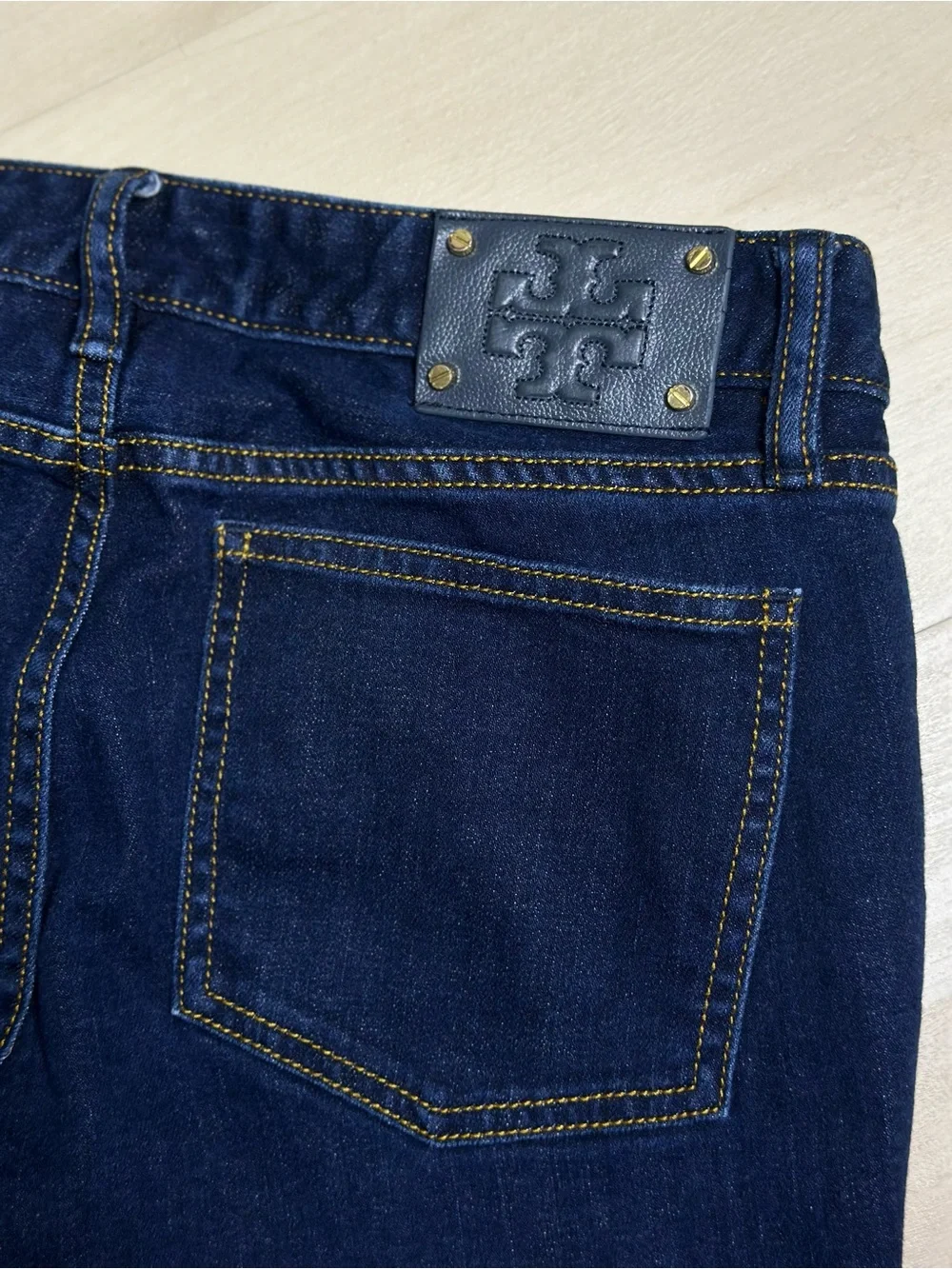 Tory Burch approximate measurements